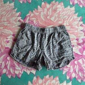 Madewell Pull On Dolphin Jacquard Shorts